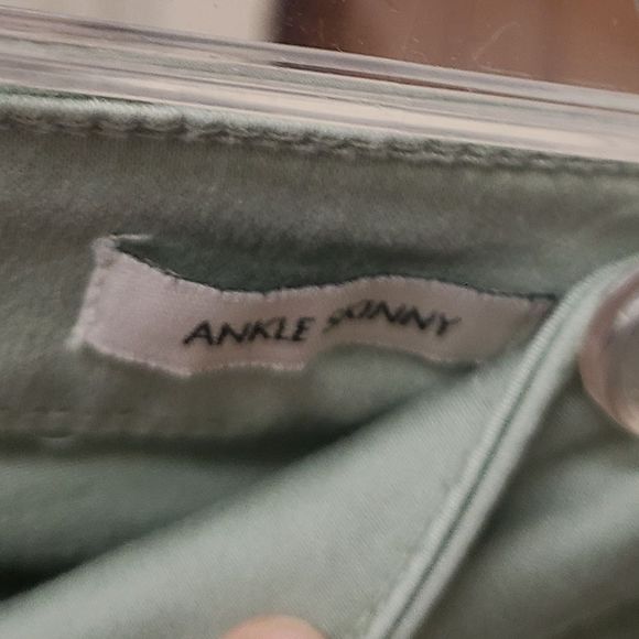 Calvin Klein Sage Green Skinny Jeans size 4 - Picture 5 of 9